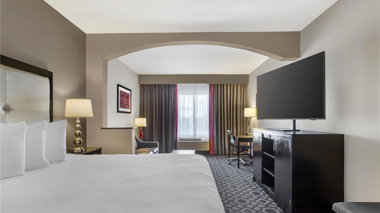 <b>Best Western Plus Laredo Inn & Suites Suite</b>. Images powered by <a href="https://iceportal.shijigroup.com/" title="IcePortal" target="_blank">IcePortal</a>.