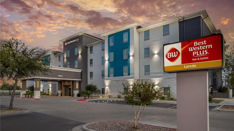 Best Western Plus Laredo Inn & Suites Exterior