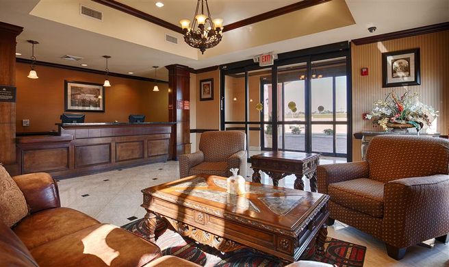 Best Western Orange Inn & Suites Lobby