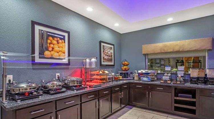 Best Western Plus Lake Jackson Restaurant