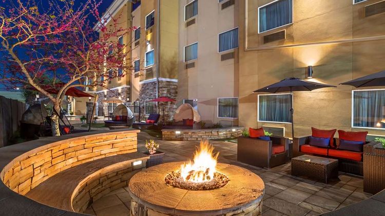 Best Western Plus Lake Jackson Other