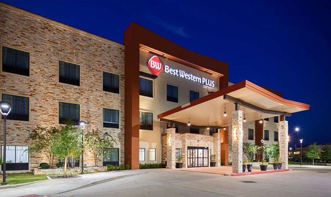 Best Western Plus College Station Inn Exterior