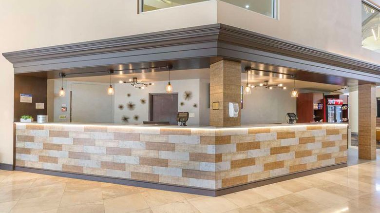 <b>Best Western Plus El Paso Airport Hotel Lobby</b>. Images powered by <a href="https://iceportal.shijigroup.com/" title="IcePortal" target="_blank">IcePortal</a>.