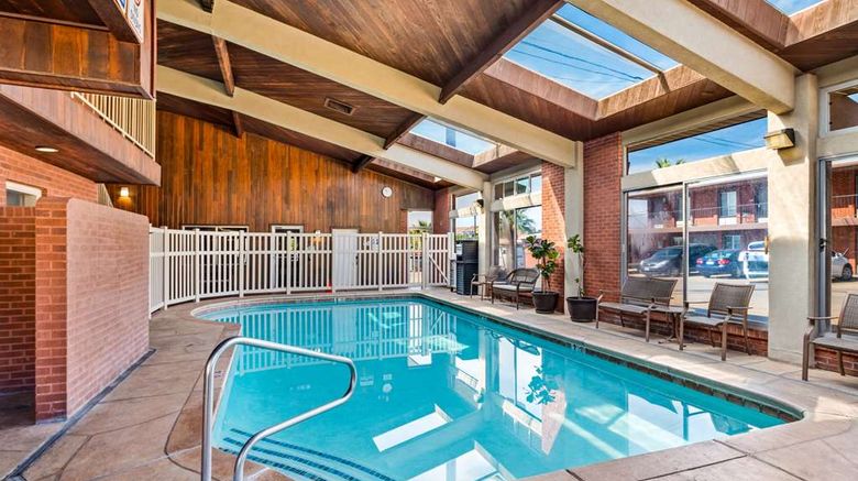 <b>Best Western Coral Hills Pool</b>. Images powered by <a href="https://iceportal.shijigroup.com/" title="IcePortal" target="_blank">IcePortal</a>.