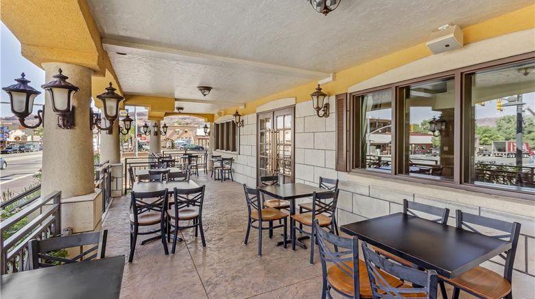 <b>Best Western Plus Greenwell Inn Exterior</b>. Images powered by <a href="https://iceportal.shijigroup.com/" title="IcePortal" target="_blank">IcePortal</a>.