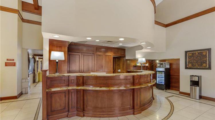 Best Western Plus Greenwell Inn Lobby