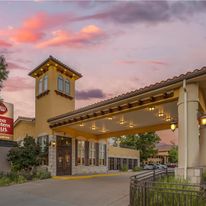 Best Western Plus Greenwell Inn