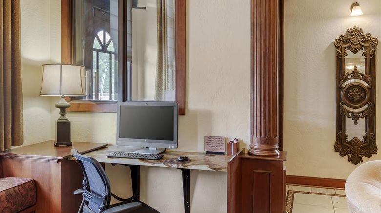 <b>Best Western Plus Greenwell Inn Other</b>. Images powered by <a href="https://iceportal.shijigroup.com/" title="IcePortal" target="_blank">IcePortal</a>.