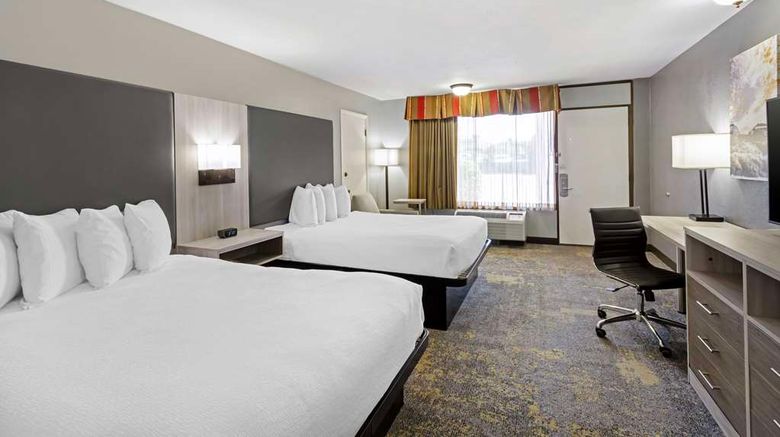 <b>Best Western Plus Weston Inn Room</b>. Images powered by <a href="https://iceportal.shijigroup.com/" title="IcePortal" target="_blank">IcePortal</a>.