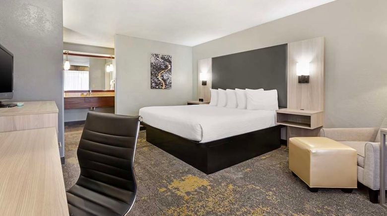 <b>Best Western Plus Weston Inn Room</b>. Images powered by <a href="https://iceportal.shijigroup.com/" title="IcePortal" target="_blank">IcePortal</a>.