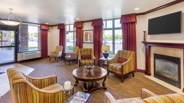 <b>Best Western Plus Weston Inn Lobby</b>. Images powered by <a href="https://iceportal.shijigroup.com/" title="IcePortal" target="_blank">IcePortal</a>.