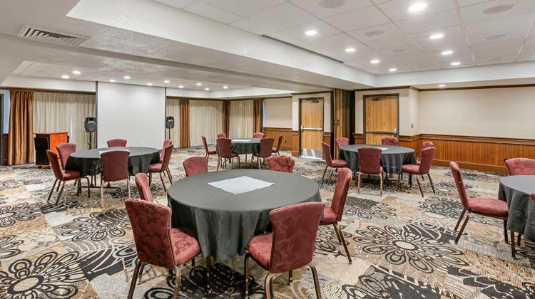 Best Western Plus Landmark Inn Meeting