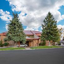 Best Western Plus Landmark Inn