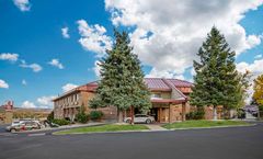 Best Western Plus Landmark Inn