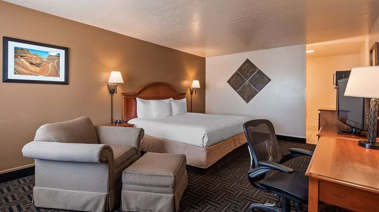 Best Western Paradise Inn Room