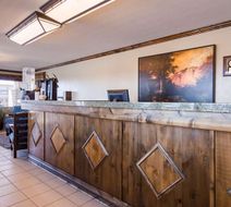 Best Western Paradise Inn Lobby