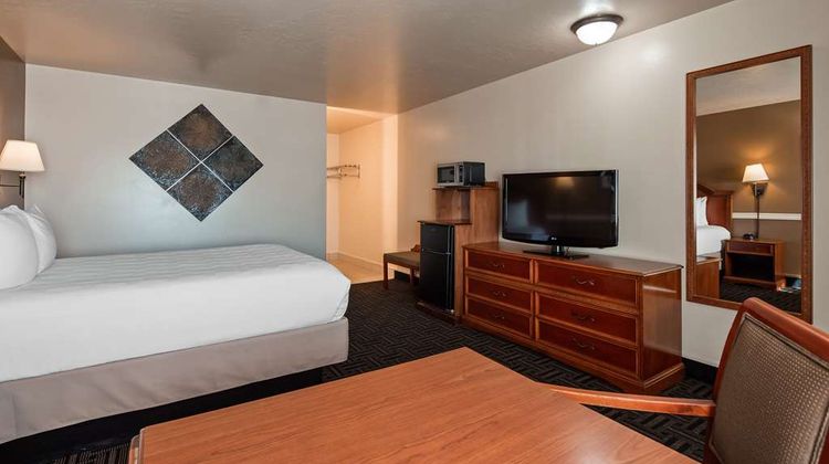 Best Western Paradise Inn Room
