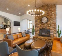 Best Western Plus CottonTree Inn Lobby