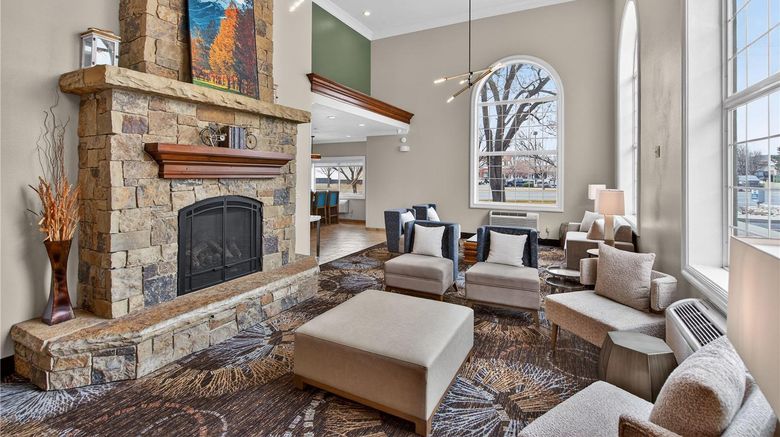 <b>Best Western Timpanogos Inn Lobby</b>. Images powered by <a href="https://iceportal.shijigroup.com/" title="IcePortal" target="_blank">IcePortal</a>.