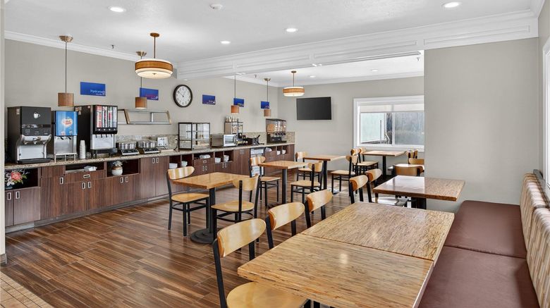 <b>Best Western Timpanogos Inn Restaurant</b>. Images powered by <a href="https://iceportal.shijigroup.com/" title="IcePortal" target="_blank">IcePortal</a>.