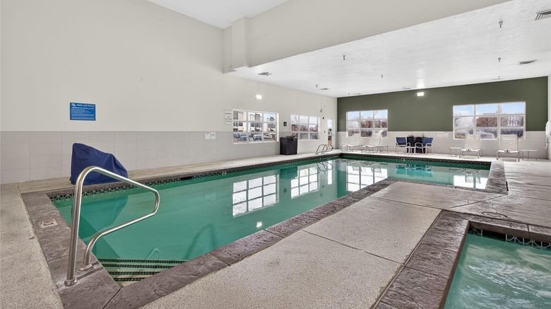 <b>Best Western Timpanogos Inn Pool</b>. Images powered by <a href="https://iceportal.shijigroup.com/" title="IcePortal" target="_blank">IcePortal</a>.