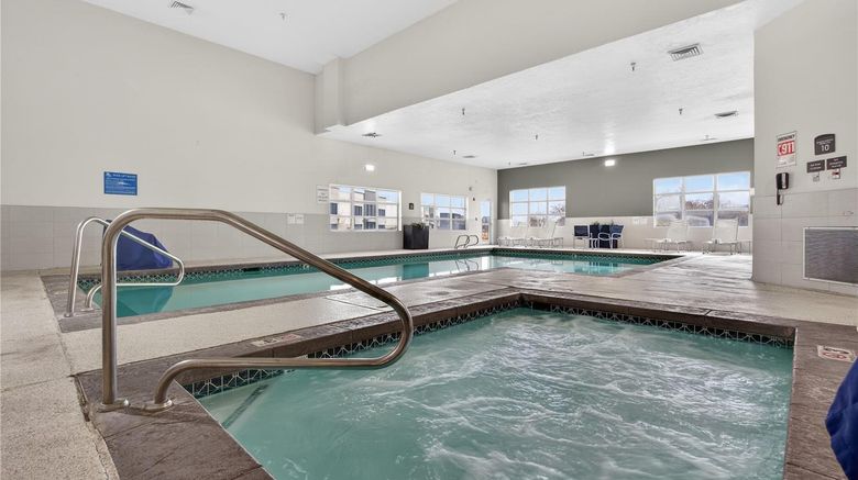 <b>Best Western Timpanogos Inn Pool</b>. Images powered by <a href="https://iceportal.shijigroup.com/" title="IcePortal" target="_blank">IcePortal</a>.