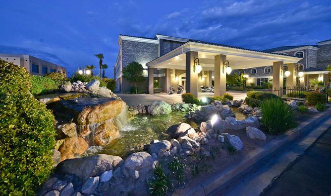 Best Western Plus Abbey Inn Exterior