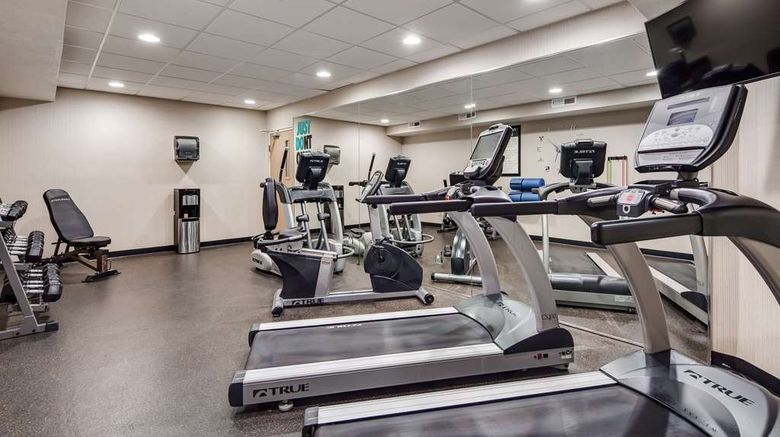 <b>Best Western Plus Abbey Inn Health</b>. Images powered by <a href="https://iceportal.shijigroup.com/" title="IcePortal" target="_blank">IcePortal</a>.