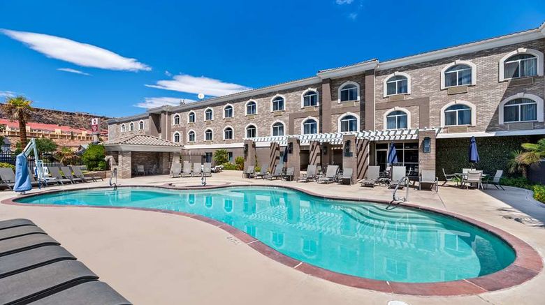 <b>Best Western Plus Abbey Inn Pool</b>. Images powered by <a href="https://iceportal.shijigroup.com/" title="IcePortal" target="_blank">IcePortal</a>.