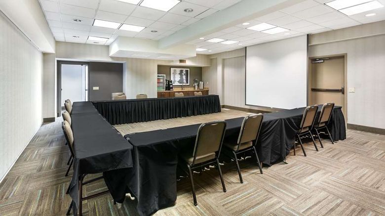 <b>Best Western Plus CottonTree Inn Meeting</b>. Images powered by <a href="https://iceportal.shijigroup.com/" title="IcePortal" target="_blank">IcePortal</a>.