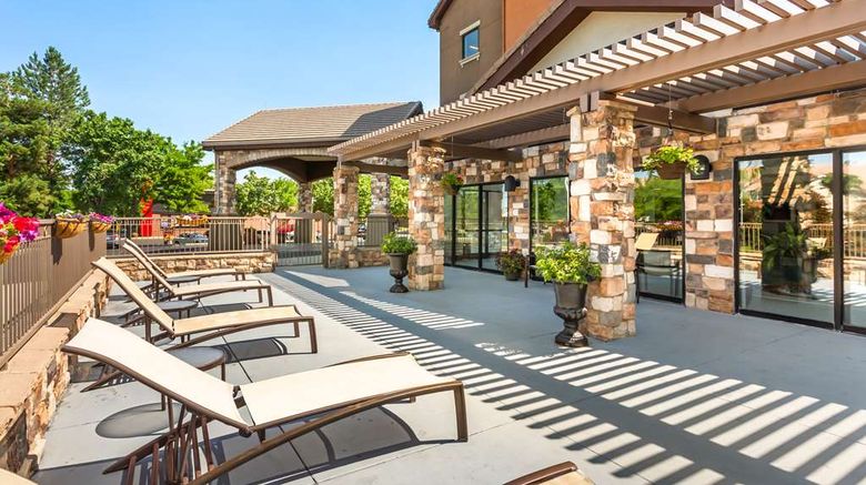 <b>Best Western Plus CottonTree Inn Exterior</b>. Images powered by <a href="https://iceportal.shijigroup.com/" title="IcePortal" target="_blank">IcePortal</a>.
