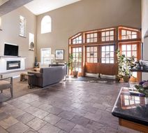 Best Western Mountain View Inn Lobby