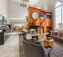 Best Western Holiday Hills Lobby