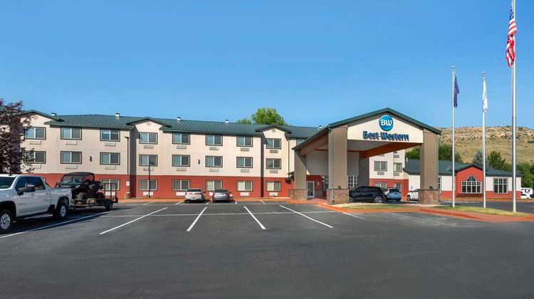 Best Western Holiday Hills Exterior