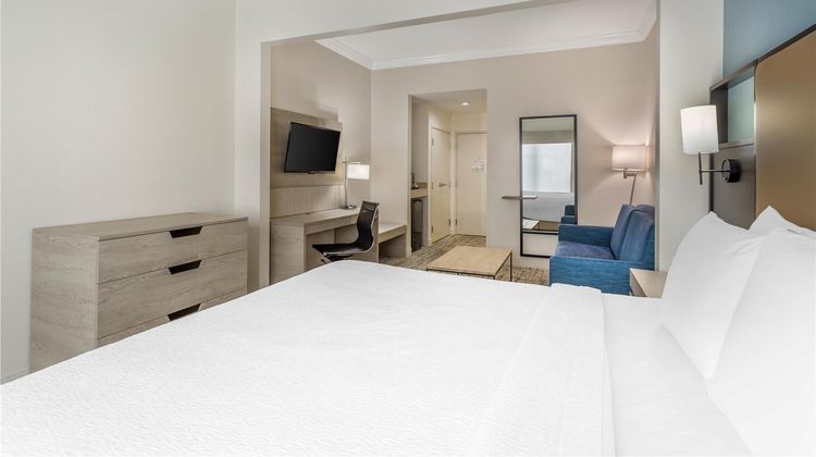 Best Western Plus Airport Inn & Suites Suite