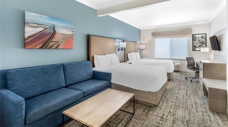 Best Western Plus Airport Inn & Suites Suite
