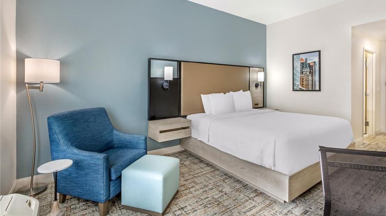 Best Western Plus Airport Inn & Suites Room