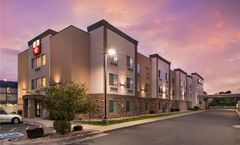 Best Western Plus Airport Inn & Suites