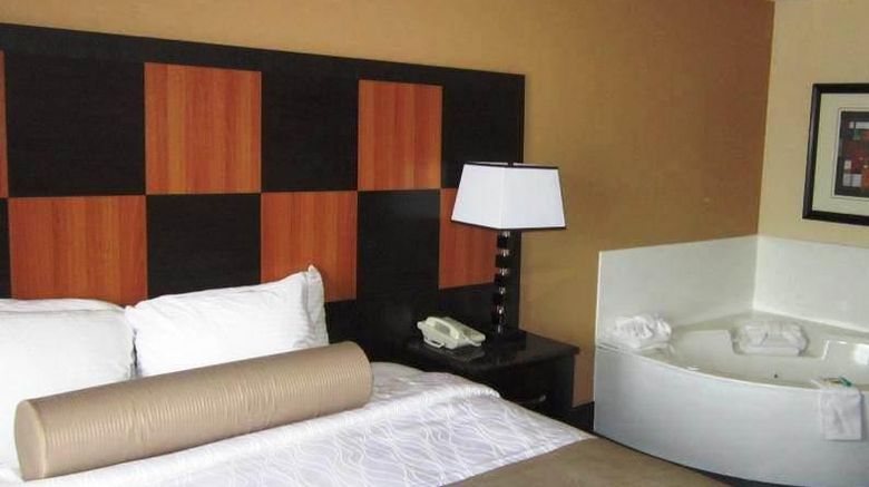 <b>Best Western Plus Wendover Inn Pool</b>. Images powered by <a href="https://iceportal.shijigroup.com/" title="IcePortal" target="_blank">IcePortal</a>.