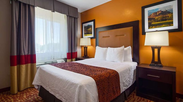 <b>Best Western Plus Zion West Hotel Suite</b>. Images powered by <a href="https://iceportal.shijigroup.com/" title="IcePortal" target="_blank">IcePortal</a>.