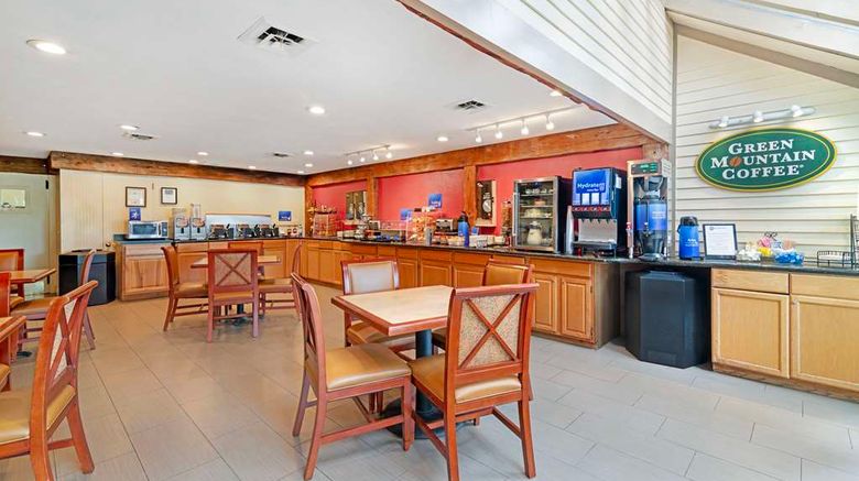 <b>Best Western Inn & Suites Rutland Restaurant</b>. Images powered by <a href="https://iceportal.shijigroup.com/" title="IcePortal" target="_blank">IcePortal</a>.