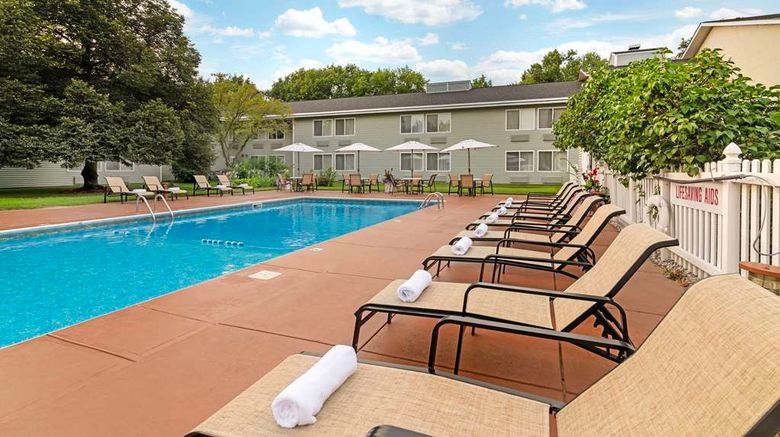 <b>Best Western Plus Windjammer Inn & Conf Pool</b>. Images powered by <a href="https://iceportal.shijigroup.com/" title="IcePortal" target="_blank">IcePortal</a>.