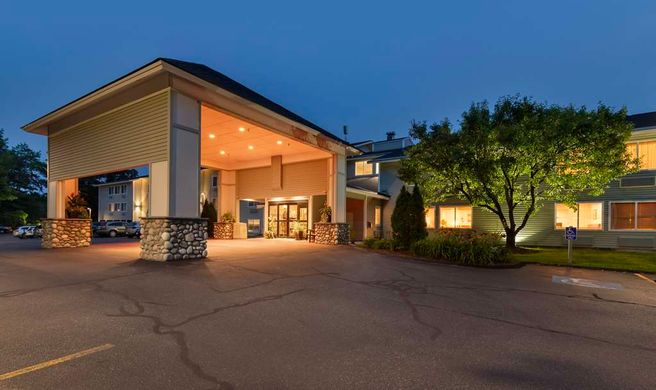 Best Western Plus Windjammer Inn & Conf Exterior