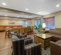 Best Western Plus Windjammer Inn & Conf Lobby