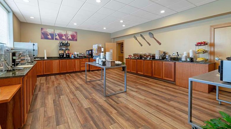 <b>Best Western Plus Windjammer Inn & Conf Restaurant</b>. Images powered by <a href="https://iceportal.shijigroup.com/" title="IcePortal" target="_blank">IcePortal</a>.