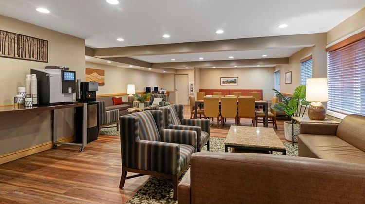 Best Western Plus Windjammer Inn & Conf Lobby