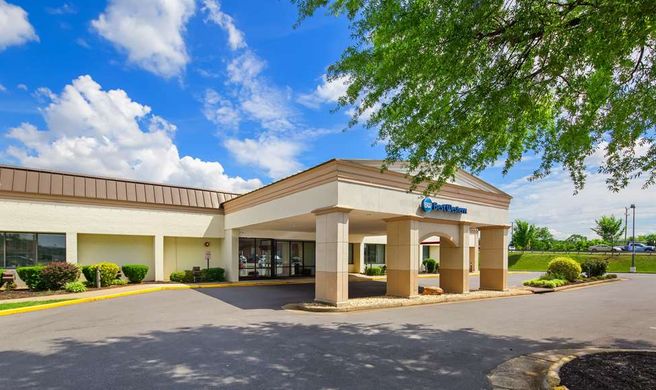 Best Western Leesburg Hotel Exterior