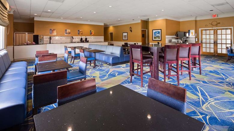 <b>Best Western Leesburg Hotel Restaurant</b>. Images powered by <a href="https://iceportal.shijigroup.com/" title="IcePortal" target="_blank">IcePortal</a>.