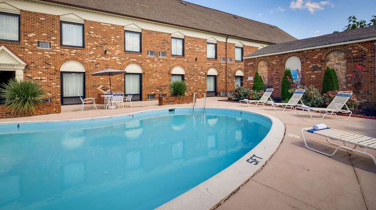 Best Western Plus Governors Inn Pool