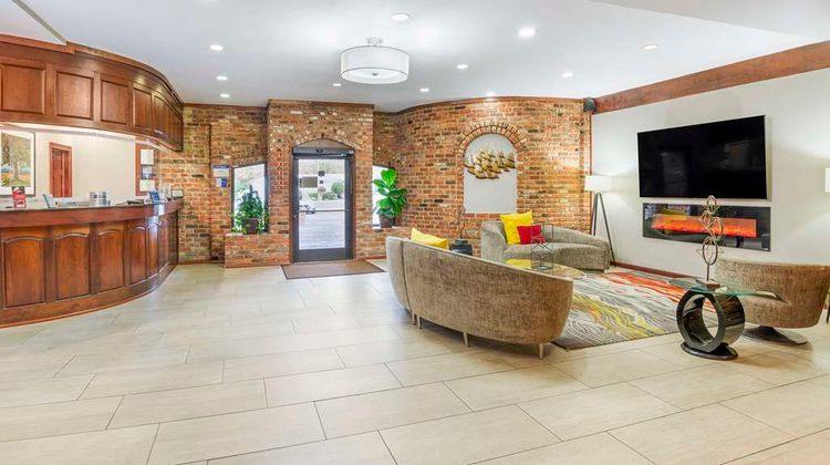 Best Western Plus Governors Inn Lobby
